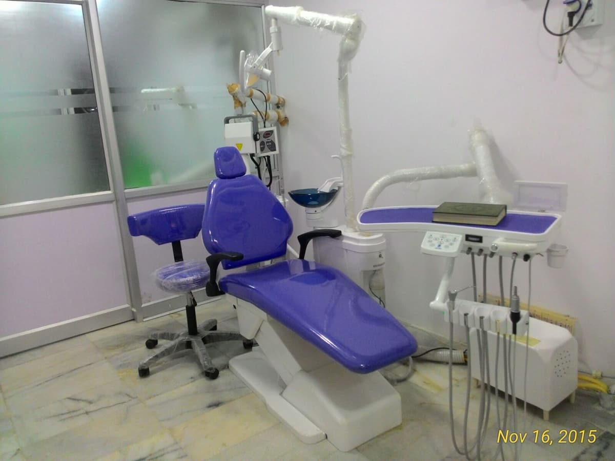 Supreme Multi-Speciality Dental Centre exterior view